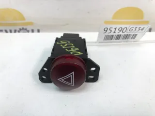 MR951792 Кнопка аварийной сигнализации Mitsubishi Colt 6 restailing Арт 2-341531, вид 1