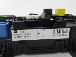 13222173 Блок предохранителей Opel Astra H Арт 2-358452, вид 4