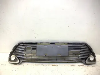 5310233040 Заглушка (решетка) в бампер Toyota Camry XV50 Арт 2-372951, вид 1
