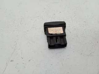 YUF101530LNF Кнопка центрального замка Land Rover Freelander 1 Арт 2-393970, вид 2