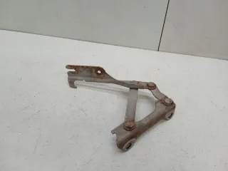 T00152410A Петля капота Mazda Millenia Арт 2-402225, вид 1