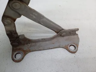 T00152410A Петля капота Mazda Millenia Арт 2-402225, вид 3