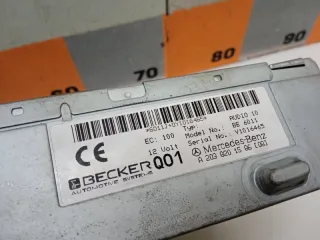 A2038201586 Магнитола Mercedes C W203 Арт 2-405925, вид 7