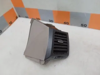 MR962242HB Дефлектор обдува салона Mitsubishi Grandis Арт 2-408857, вид 1