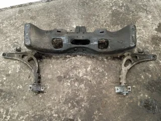 20100AC021 Балка под КПП Subaru Legacy 3 Арт 2-430278, вид 1