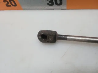 1K6827550F Амортизатор крышки багажника (3-5 двери) Volkswagen Golf 5 Арт 2-432167, вид 3