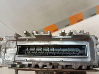 032906026A Блок управления двигателем Volkswagen Golf 3 Арт 2-433878, вид 4