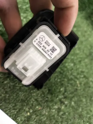 A2229052203 Кнопка стеклоподъемника Mercedes C W205 Арт 2-472427, вид 4