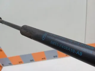 5M51F406A10AB Амортизатор крышки багажника (3-5 двери) Ford Focus 2 Арт 2-476119, вид 4