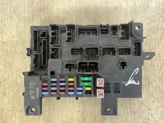 8637C620 Блок предохранителей Mitsubishi Outlander 3 restailing 2 Арт 2-484316, вид 1