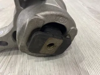31277689 Подушка крепления двигателя Volvo S60 2 Арт 2-487652, вид 3