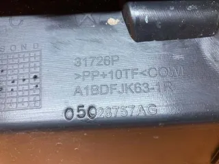 05028757AG Решетка стеклоочистителя жабо Dodge Challenger 3 Арт 2-487943, вид 8
