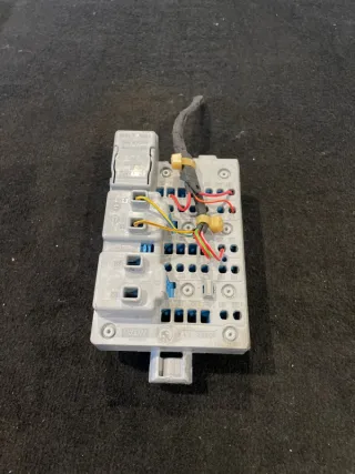 61149350314 Распределитель тока b+ BMW 5 G30/G31 Арт 2-488369, вид 1