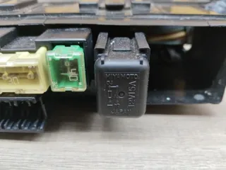 24382ew70b Блок предохранителей Nissan Note E11 Арт 2-492524, вид 3