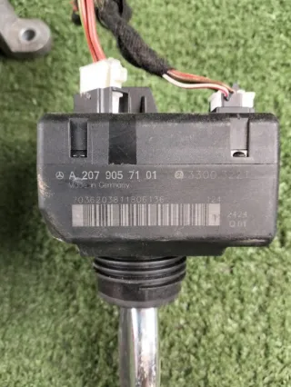 A2079057101 Блок управления двигателем с замком зажигания и ключом Mercedes C W204 Арт 2-496409, вид 2