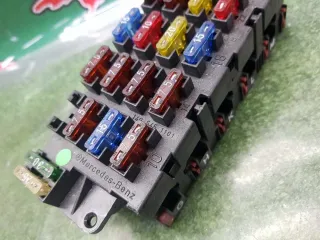 A1405451101 Блок предохранителей Mercedes S W140 Арт 2-503754, вид 2