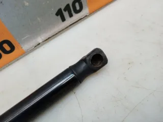 377827550E Амортизатор крышки багажника (3-5 двери) Volkswagen Pointer Арт 2-515052, вид 3