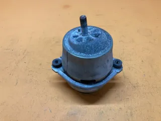 948 375 049 03 Подушка крепления двигателя Porsche Cayenne 958 Арт 2-544866, вид 1