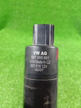 3B7955681 Насос омывателя фар Audi A4 B7 Арт 2-551927, вид 3