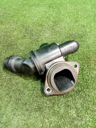 06D121111G Корпус термостата Audi A4 B7 Арт 2-552652, вид 3