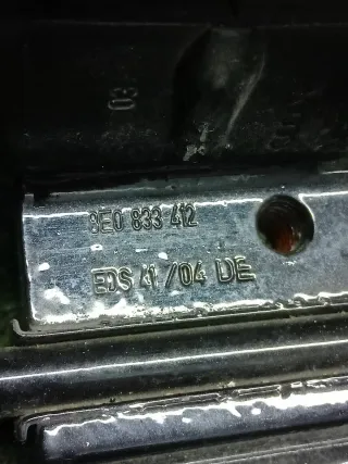 8E0833412E Петля двери (комплект) Audi A4 B7 Арт 2-552718, вид 6