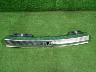 8K9864483C Накладка на замок багажника Audi A4 B8 Арт 2-552815, вид 1