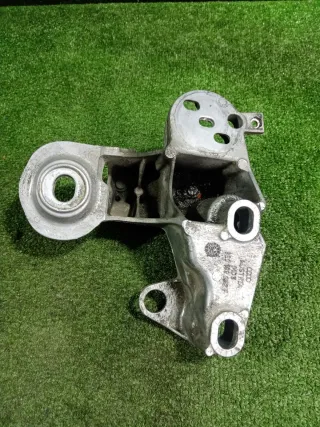 8E0199352N Кронштейн опоры двигателя Audi A4 B7 Арт 2-554120, вид 2