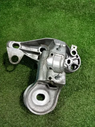 8E0199352N Кронштейн опоры двигателя Audi A4 B7 Арт 2-554120, вид 4