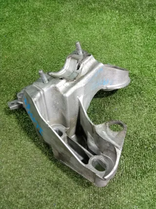 8E0199352N Кронштейн опоры двигателя Audi A4 B7 Арт 2-554120, вид 6