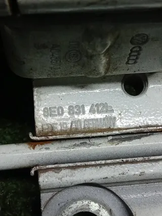 8E0831412E Петля двери (комплект) Audi A3 8P Арт 2-554308, вид 6