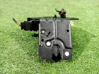 8P4827505C Замок двери багажника Audi TT 2 Арт 2-555576, вид 1