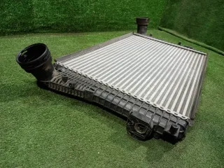 1K0145803T Интеркулер Volkswagen Golf 5 Арт 2-555742, вид 3