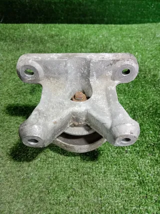 8E0399105JE Подушка акпп Audi A4 B7 Арт 2-557346, вид 2