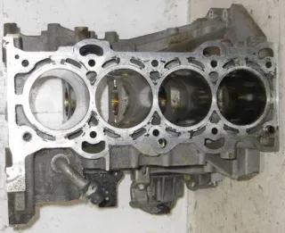 LF2L10300 Блок цилиндров Mazda 5 1 Арт 2-565079, вид 1