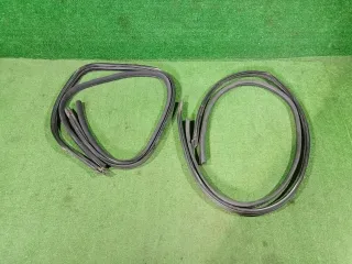 A2036971151 Уплотнитель резинка Mercedes CLK W209 Арт 2-566235, вид 1