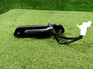 5810A009 Кнопка открытия багажника Mitsubishi Outlander 1 Арт 2-567748, вид 3
