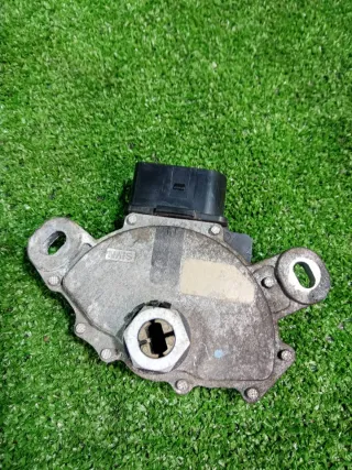 95532561200 Датчик положения селектора акпп Porsche Cayenne 955 Арт 2-571167, вид 1