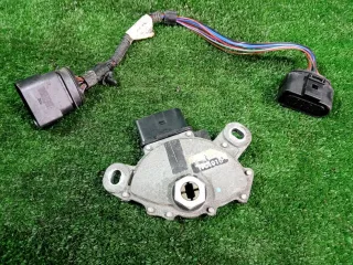 95532561200 Датчик положения селектора акпп Porsche Cayenne 955 Арт 2-571295, вид 1