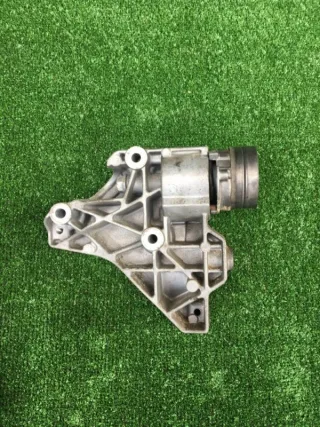 03C903143B Кронштейн генератора Volkswagen Golf 5 Арт 2-572307, вид 2