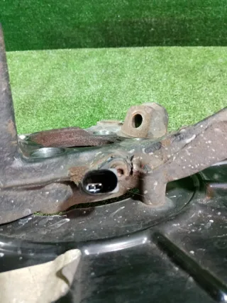 1K0407255AA Кулак поворотный Volkswagen Golf 5 Арт 2-572374, вид 5