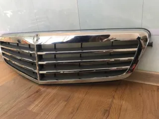 A2048801283 Решетка радиатора Mercedes C W204 Арт 2-581452, вид 4