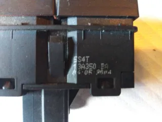 5S4T13A350BA Кнопка аварийной сигнализации Ford Focus 1 Арт 2-589882, вид 4