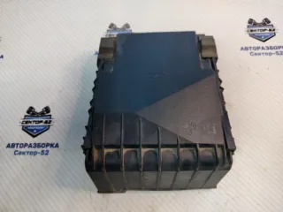 1K0937132F Крышка блока предохранителей Volkswagen Tiguan 1 Арт 2-598699, вид 1