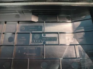 1K0937132F Крышка блока предохранителей Volkswagen Tiguan 1 Арт 2-598699, вид 5