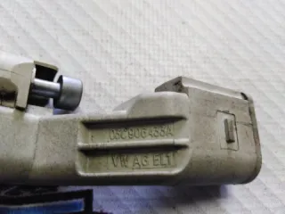 03C906433A Датчик коленвала Volkswagen Golf 5 Арт 2-598762, вид 3