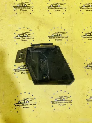 BM51-N17A882-A Кронштейн крепления бампера Ford Focus 1 Арт 2-604495, вид 1