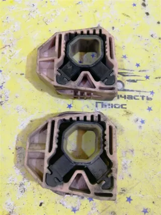 1K0121367M Кронштейн радиатора Volkswagen Golf 4 Арт 2-609653, вид 1