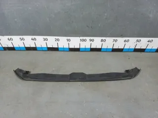 8W6823124 Уплотнитель капота Audi A4 B9 Арт 2-614178, вид 1
