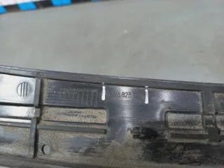 8W6823124 Уплотнитель капота Audi A4 B9 Арт 2-614178, вид 4