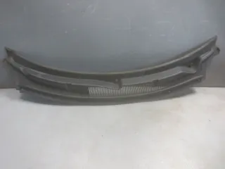 BB5Z78022A68AA Решетка стеклооч. (планка под лобовое стекло) Ford Explorer 2 Арт 2-621455
